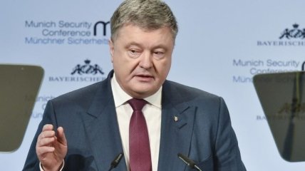 Порошенко назвал три главных вопроса по миротворцам на Донбассе