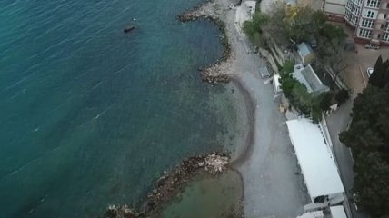 Семь лет в "гавани": российские пропагандисты сняли разруху на пляжах оккупированного Крыма (фото)