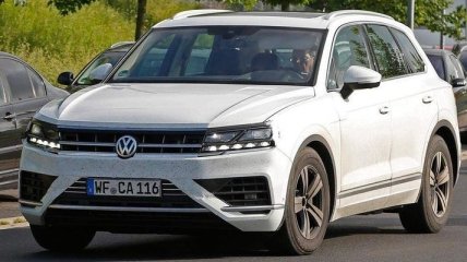 Появились первые фото нового внедорожника Volkswagen Touareg