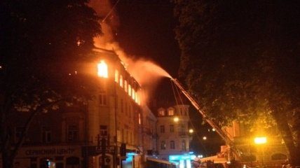 В Тернополе горит историческое здание