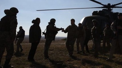Порошенко приказал построить 3 линии обороны в Донецкой области