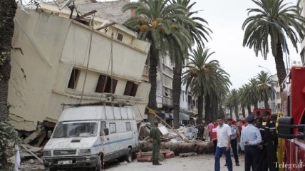 В результате обрушения дома в Марокко погибло более 20 человек