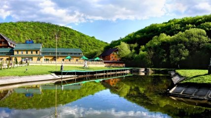 У Сатанові навіть є курорт