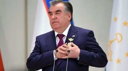 28 лет у руля: Эмомали Рахмон стал пятый раз президентом Таджикистана