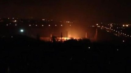 В результате обстрела Донецка загорелся завод "Донецкгормаш"