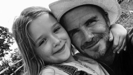 Виктория Бекхэм поделилась новым фото мужа и 9-летней дочери