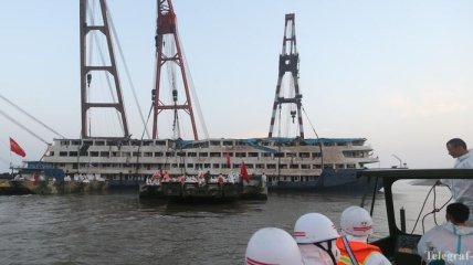 Количество жертв кораблекрушения в Китае возросло до 400 человек