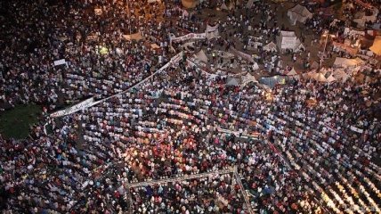 Акции протеста в Египте: десятки тысяч человек вышли на улицы