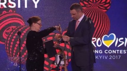 Кличко получил символические ключи от Евровидения-2017
