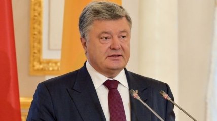 Порошенко об агрессии России на Донбассе: У нас горячая фаза войны