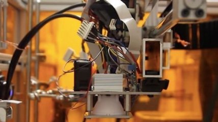 Создан первый 3D-принтер, печатающий десятью разными материалами 