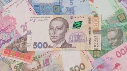 Курс валют на 25 февраля: доллар подорожал, а евро подешевел 