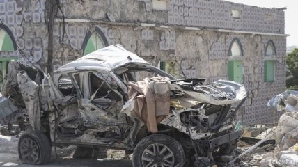 В результате взрывов в Могадишо погибли 11 человек