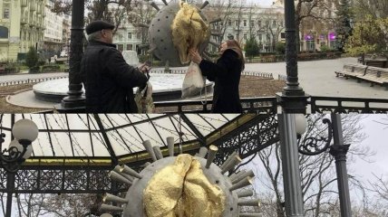 Скульптуру разместили в горсаду Одессы