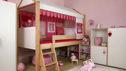Интересные идеи оформления детских кроваток (Фото)