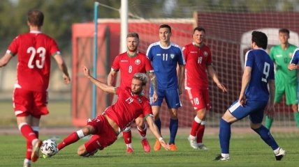 Беларусь призывают прекратить играть в футбол
