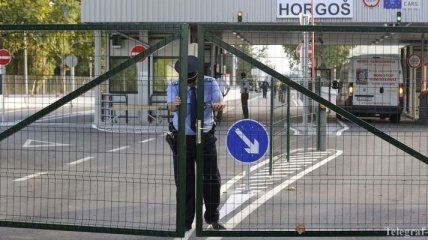 Венгрия полностью перекрыла границу с Сербией