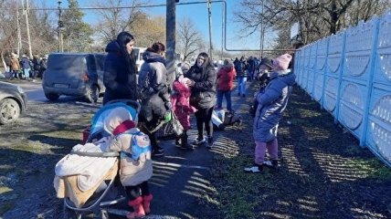 Эвакуация людей из Донецка