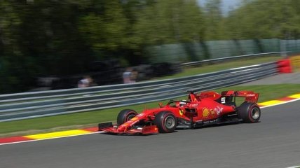 Пилот Феррари стал лучшим в первой практике Гран-при Бельгии
