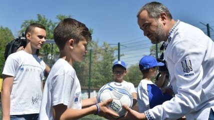 Павелко, Беланов и Шовковский провели урок футбола в Запорожье