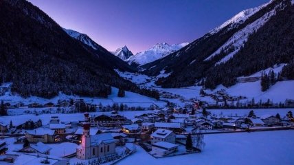 Обвал горы в Австрии отрезал от мира жителей поселка