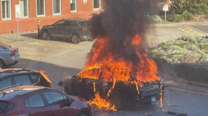 У Ліверпулі вибухнув автомобіль з людиною всередині