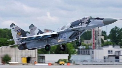 Пилот сбитого украинского истребителя МиГ-29 вернулся в часть