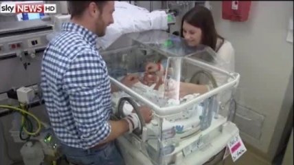 Американка родила пятерых девочек-близнецов (видео)