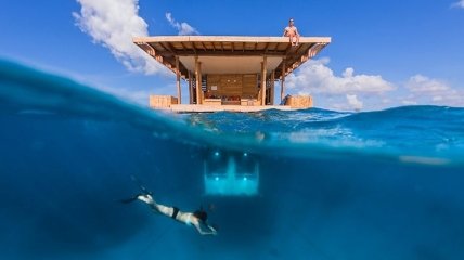 Необычный отель с удивительным подводным номером (Фото) 