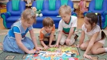 Чтобы дети не болели, детсад освятили