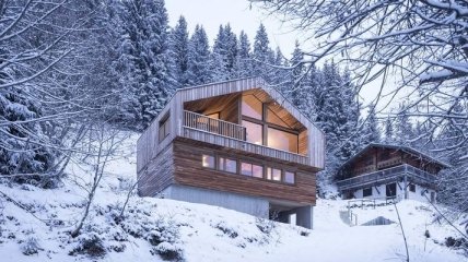 Уютный горный домик в Альпах на востоке Франции (Фото)