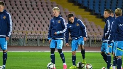 Почему Зинченко покинул расположение молодежной сборной Украины