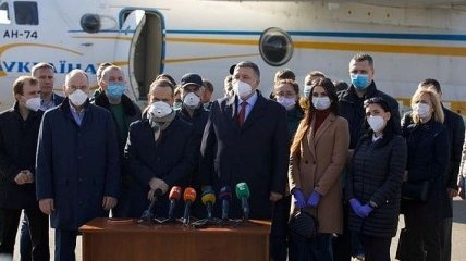Украинским медикам в Италии продлили еще на неделю командировку