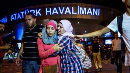 Количество жертв теракта в Стамбуле возросло до 42