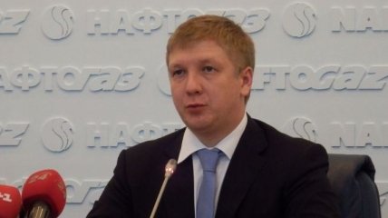 Коболев настаивает на трехстороннем формате переговоров с "Газпромом"