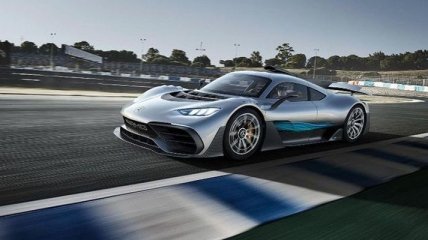 Новый гиперкар Mercedes-AMG One появится в 2021 году