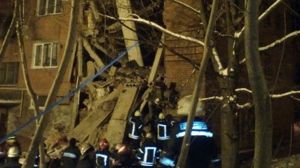 Обвал в Чернигове: спасатели нашли первую жертву
