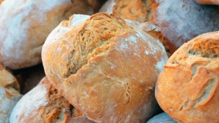 Как хранить хлеб летом