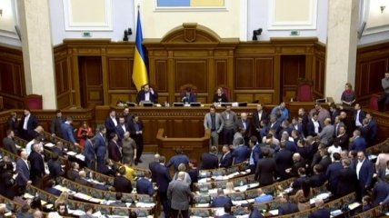 Рада предварительно одобрила законопроект о запрете пластиковых пакетов в Украине