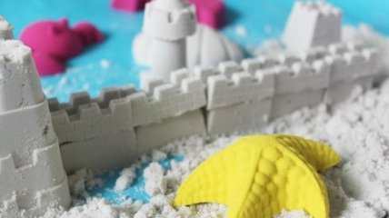 DIY: как сделать дома «лунный» песок для лепки и игр