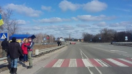 В Сумской области начали блокаду российских грузовиков и фур