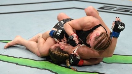Чемпионка UFC Шевченко нокаутировала Чукуган (Видео)