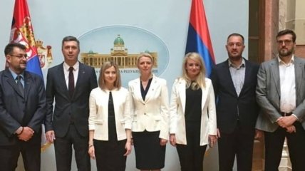 Украина осуждает визит Поклонской в Сербию
