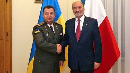 Полторак договорился о сотрудничестве с Польшей