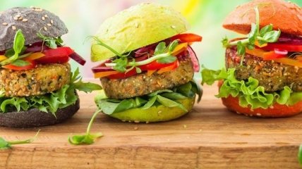 Диетологи опровергли пользу вегетарианского фаст-фуда