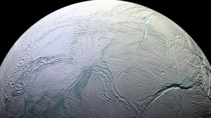 На Титані, супутнику Сатурна, виявлені загадкові геологічні структури