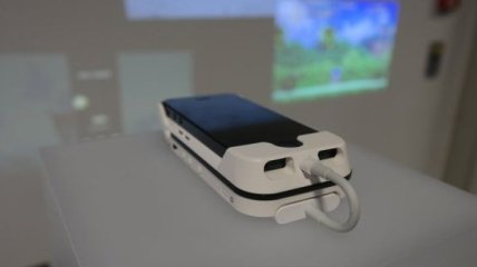 Mobile Cinema i55 - проектор для iPhone5 