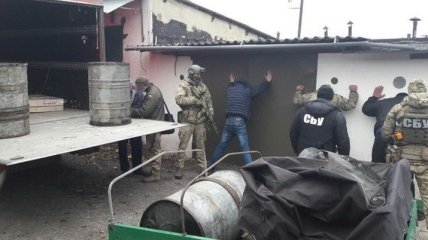 В Житомирской области военные продавали горючее для АТО