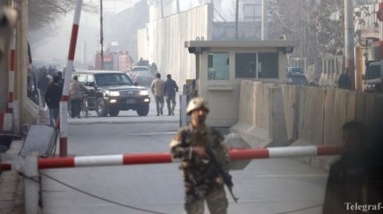 В Афганистане неизвестные из минометов обстреляли рынок
