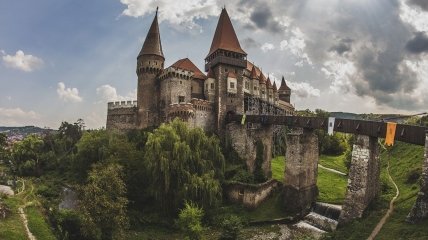 Самые интересные замки Румынии (Фото)
